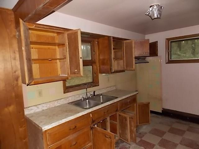 243 Claytonia Road Butler, PA 16001 - Photo 9 of 18 Gallery Image 9