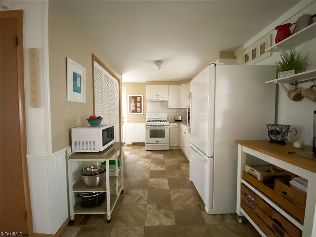 267 Price Mill Road Summerfield, NC 27358 - Photo 7 of 32 Gallery Image 7
