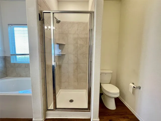 $2,195 | 112 Wind Flower Lane, Liberty Hill, TX 78642