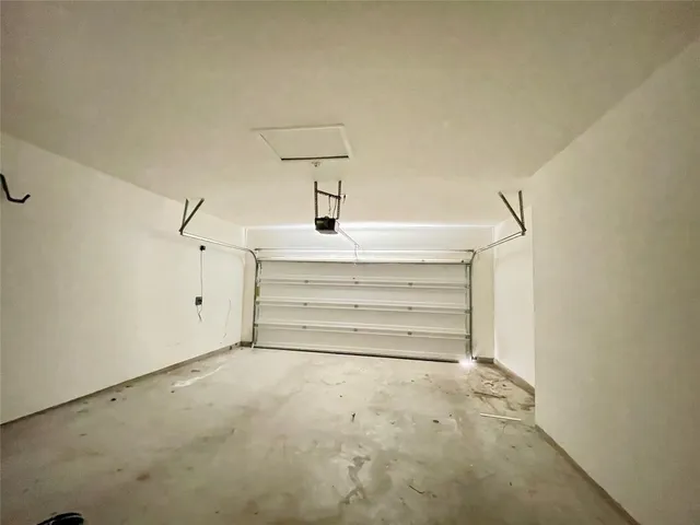 $2,195 | 112 Wind Flower Lane, Liberty Hill, TX 78642