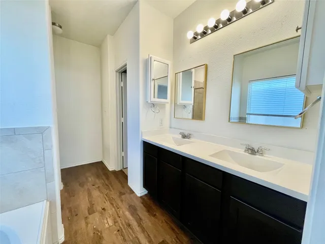 $2,195 | 112 Wind Flower Lane, Liberty Hill, TX 78642