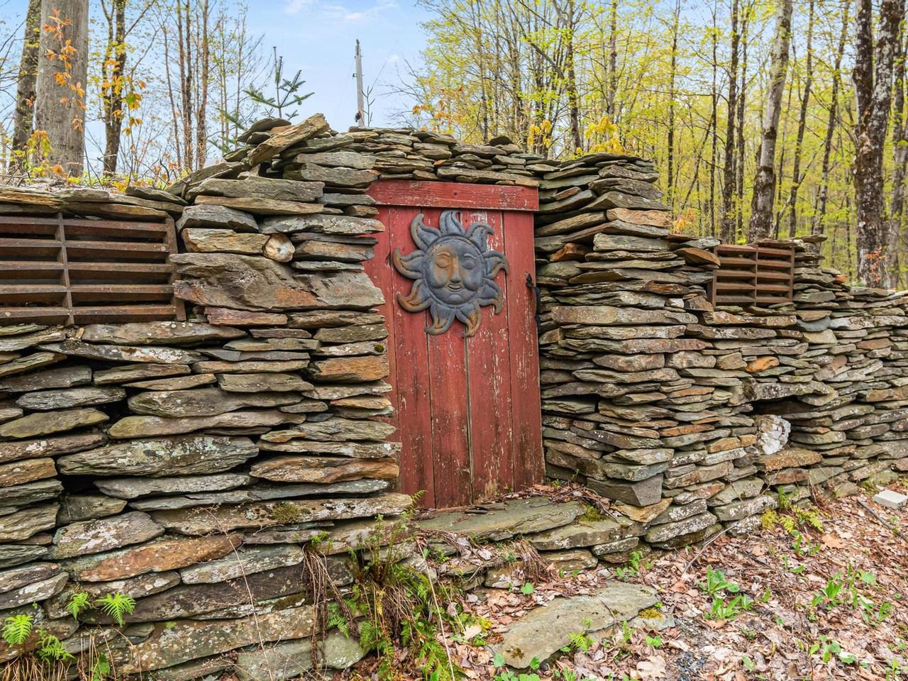 1593 N Road Hinesburg, VT 05461 - Photo 4 of 45