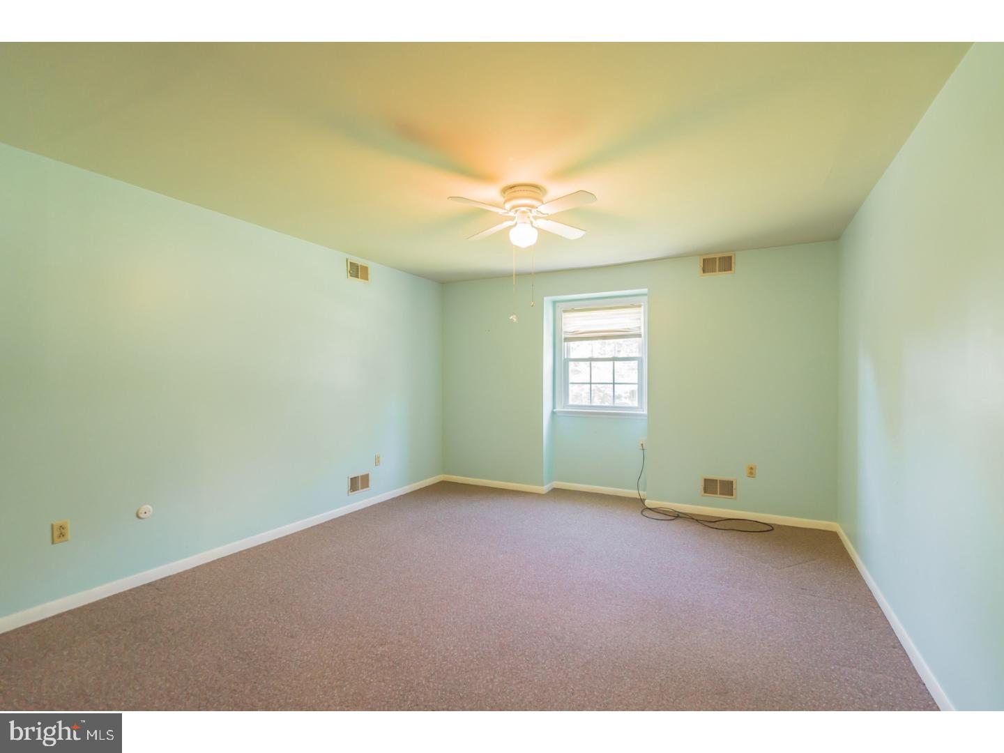889 Ridge Road Telford, PA 18969 - Photo 17 of 25