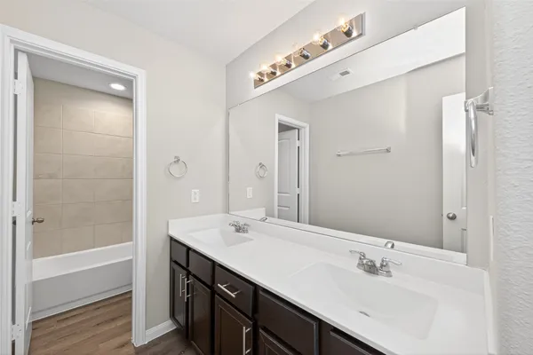 $1,950 | 3548 Cannon Drive, Conroe, TX 77301