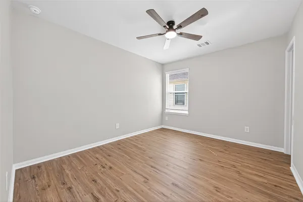 $1,950 | 3548 Cannon Drive, Conroe, TX 77301