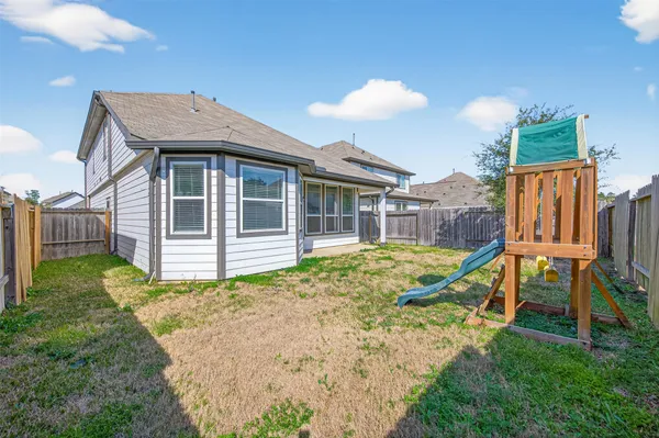 $1,950 | 3548 Cannon Drive, Conroe, TX 77301
