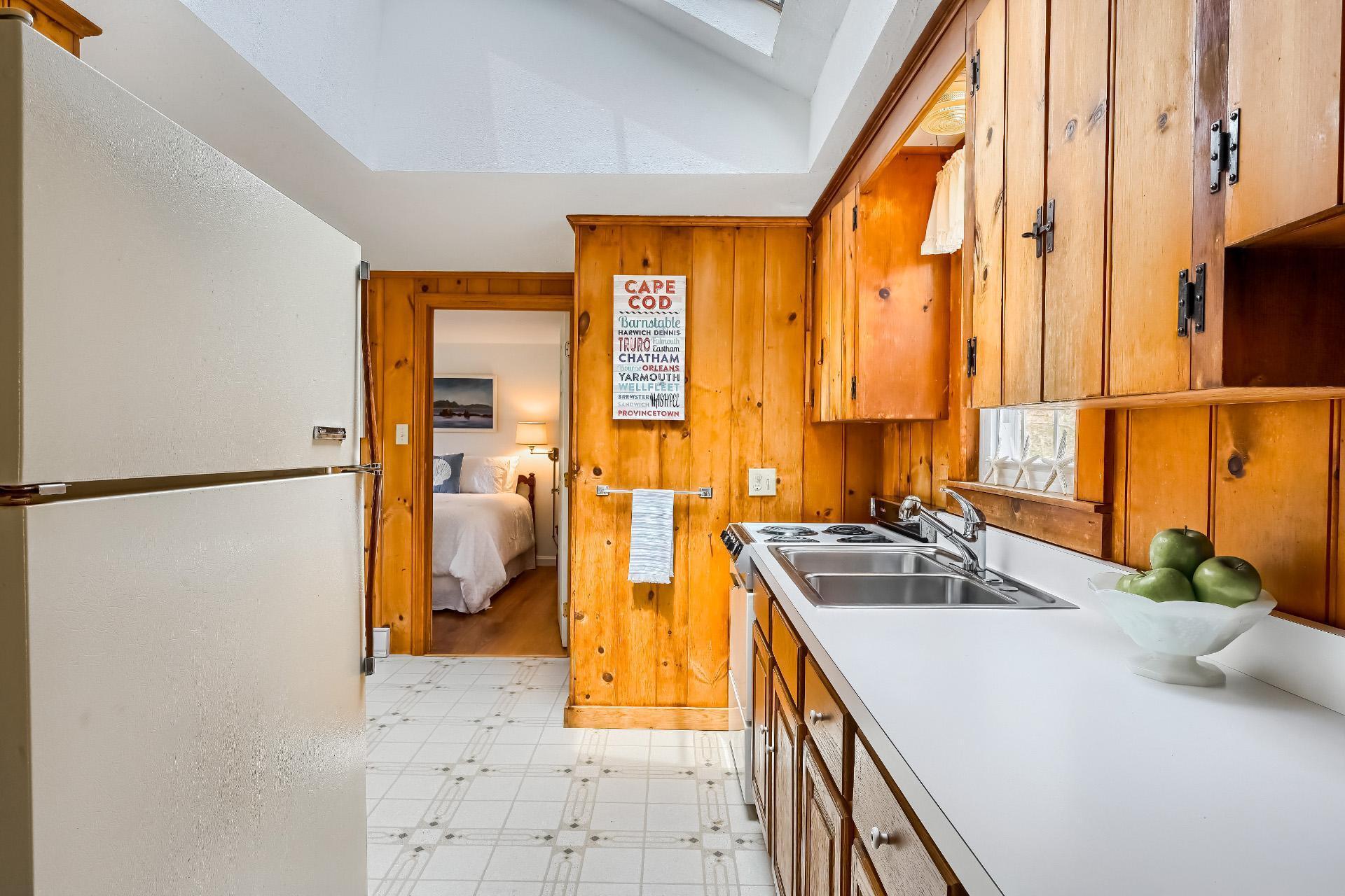 24 Youngs Road Chatham, MA 02633 - Photo 17 of 33 02_Kitchen_IMG_3580