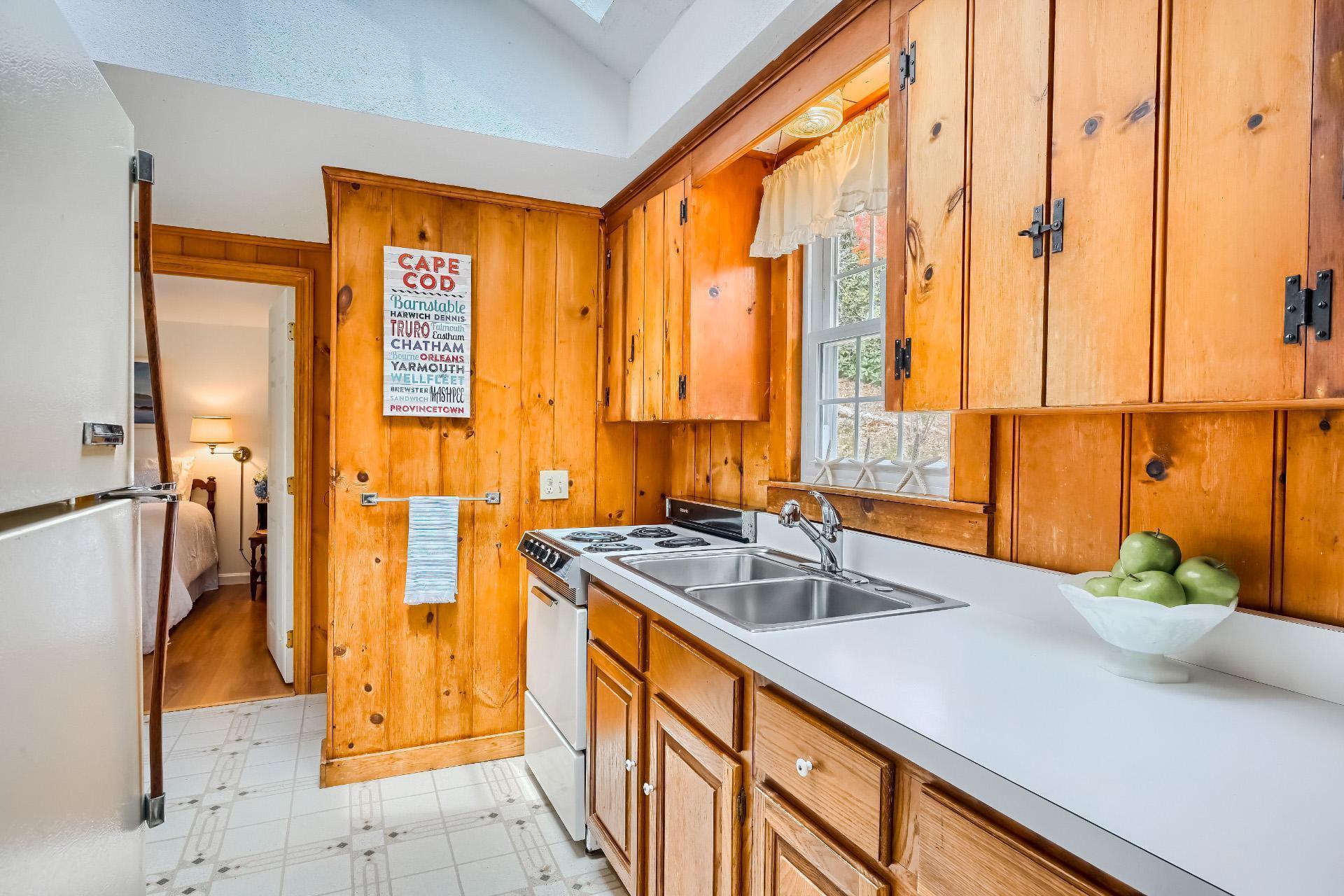 24 Youngs Road Chatham, MA 02633 - Photo 18 of 33 02_Kitchen_IMG_3590