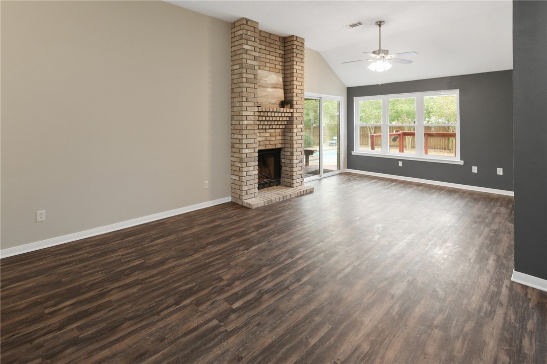 4108 Brompton Lane Bryan, TX 77802 - Photo 5 of 40