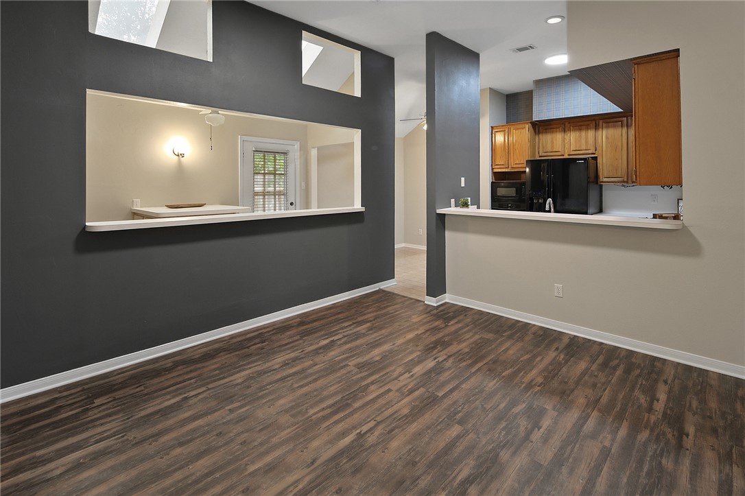 4108 Brompton Lane Bryan, TX 77802 - Photo 9 of 40