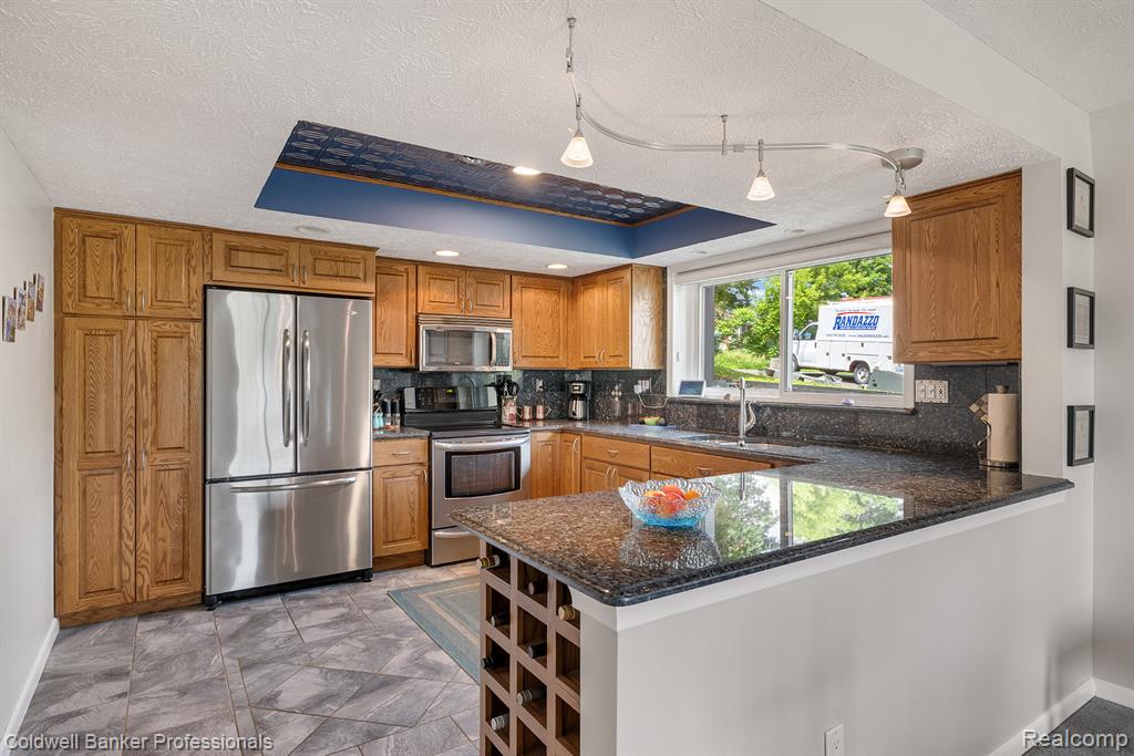 3093 Ripple Way White Lake, MI 48383 - Photo 12 of 44 Gallery Image 12