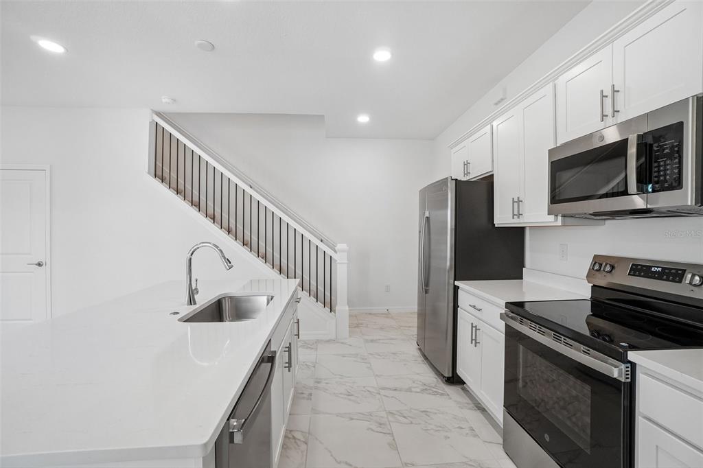 610 Silver Strm Court Brandon, FL 33511 - Photo 15 of 36