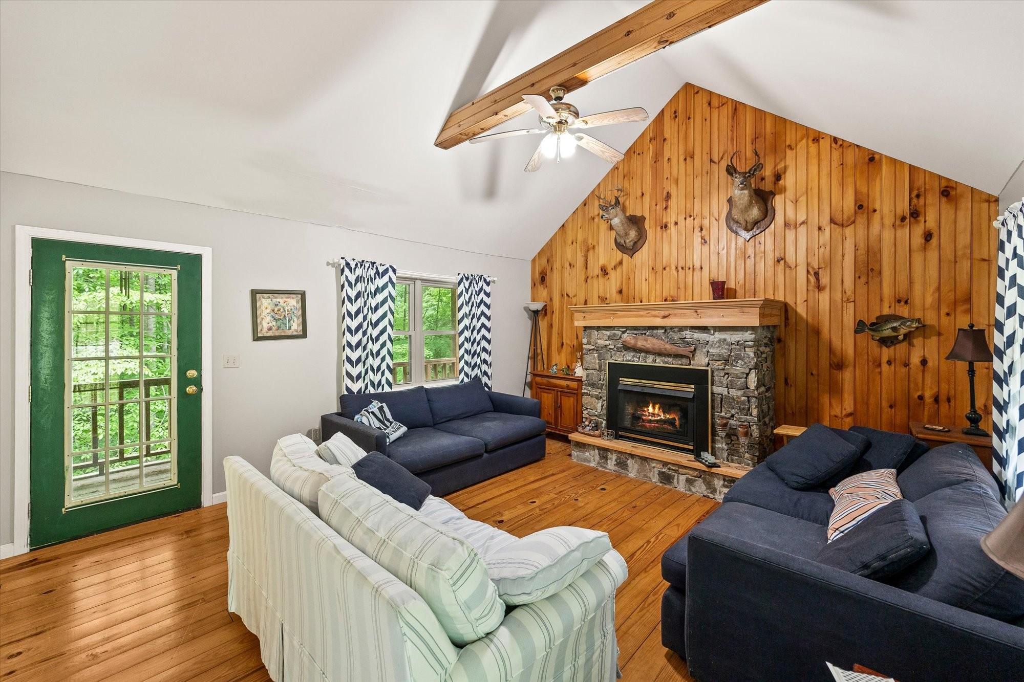 1103 Boles Beaty Road Alpine, TN 38543 - Photo 5 of 24 a living room with furniture and a fireplace
