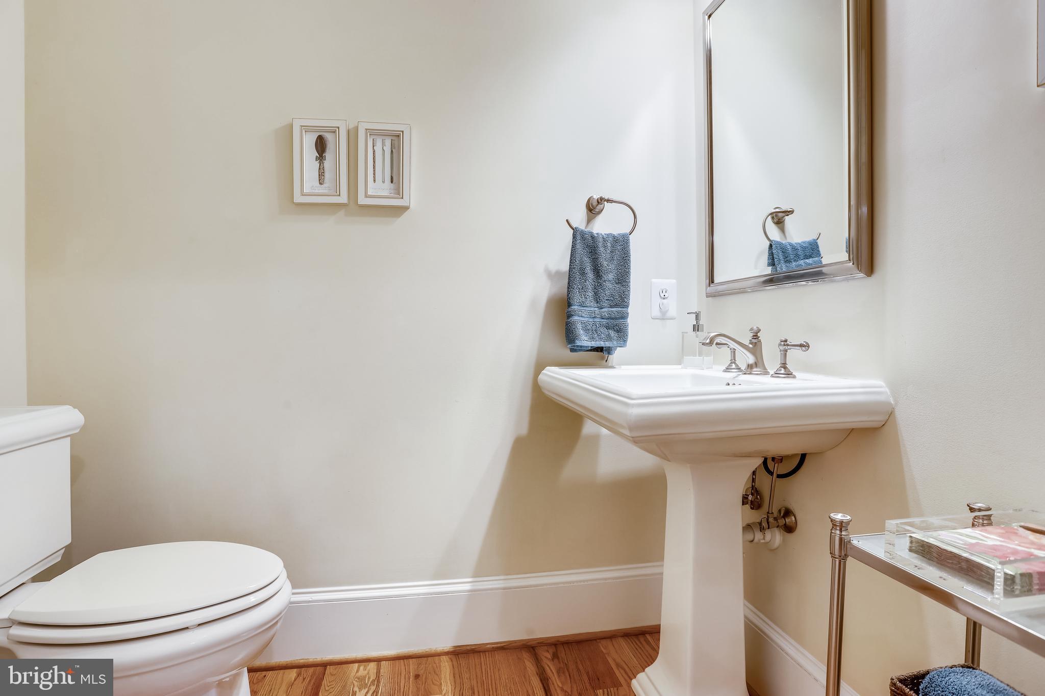 5933 Anniston Road Bethesda, MD 20817 - Photo 18 of 53 Powder Room