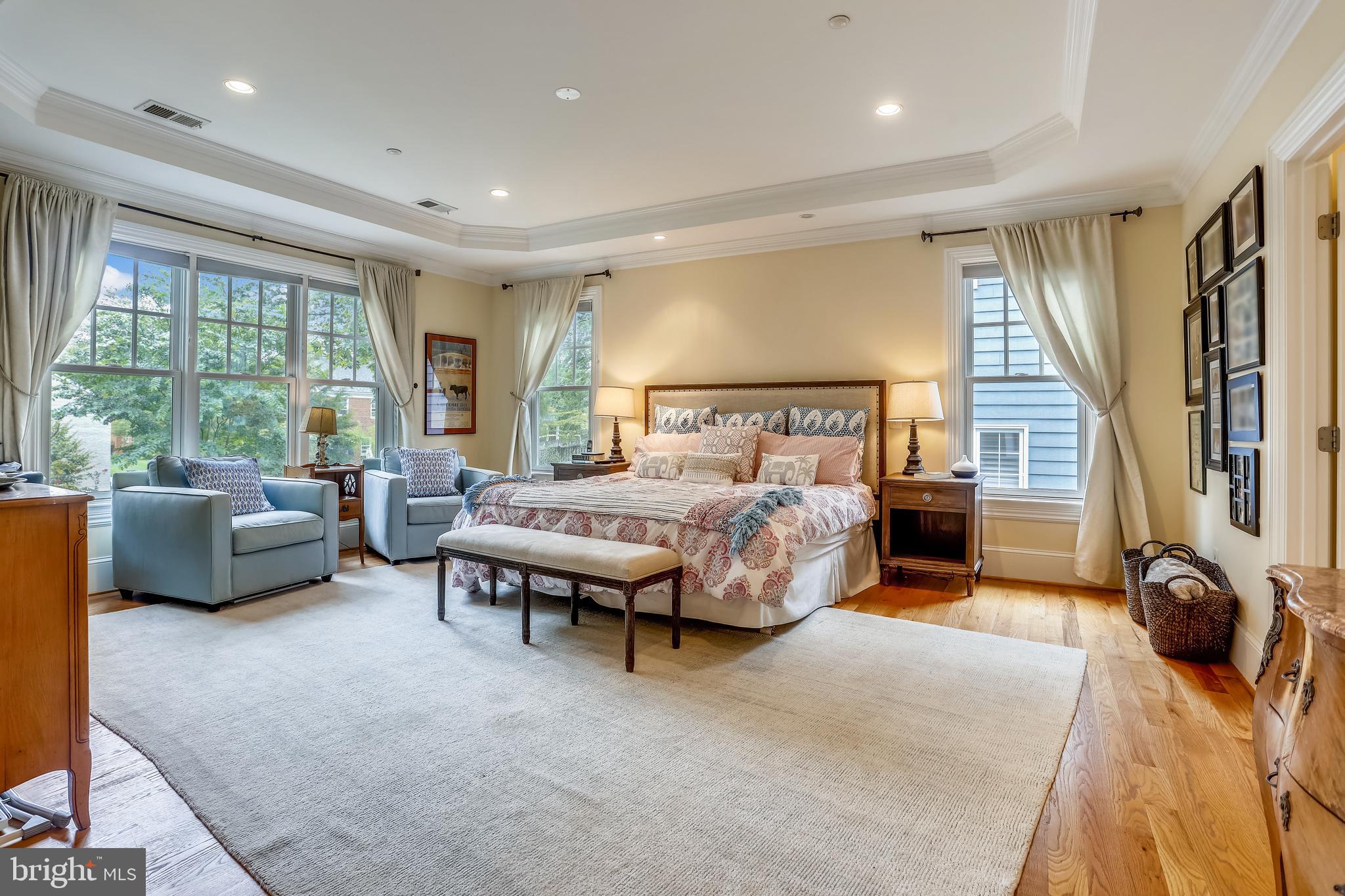 5933 Anniston Road Bethesda, MD 20817 - Photo 19 of 53 Master Bedroom w/Sitting area