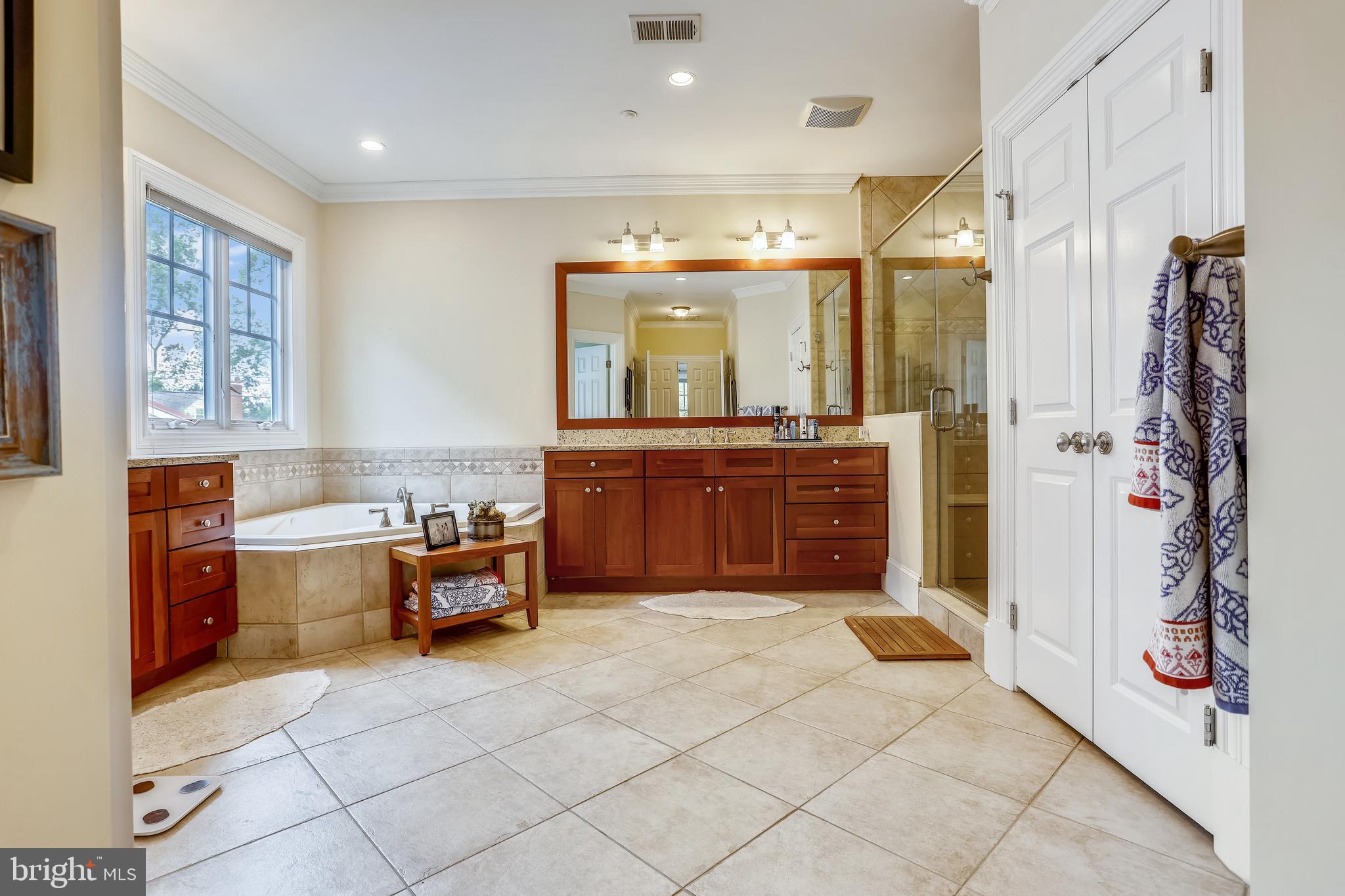 5933 Anniston Road Bethesda, MD 20817 - Photo 22 of 53