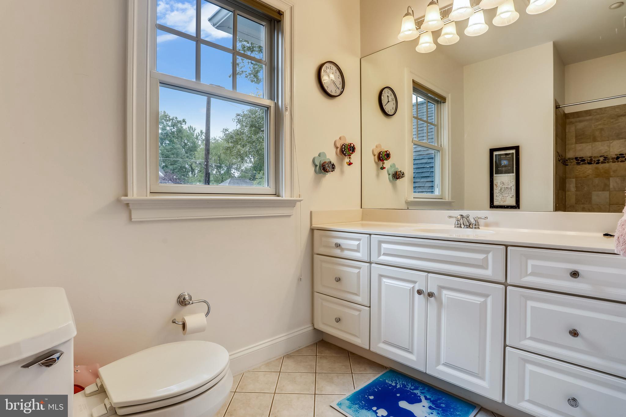 5933 Anniston Road Bethesda, MD 20817 - Photo 25 of 53 Hall Full Bath