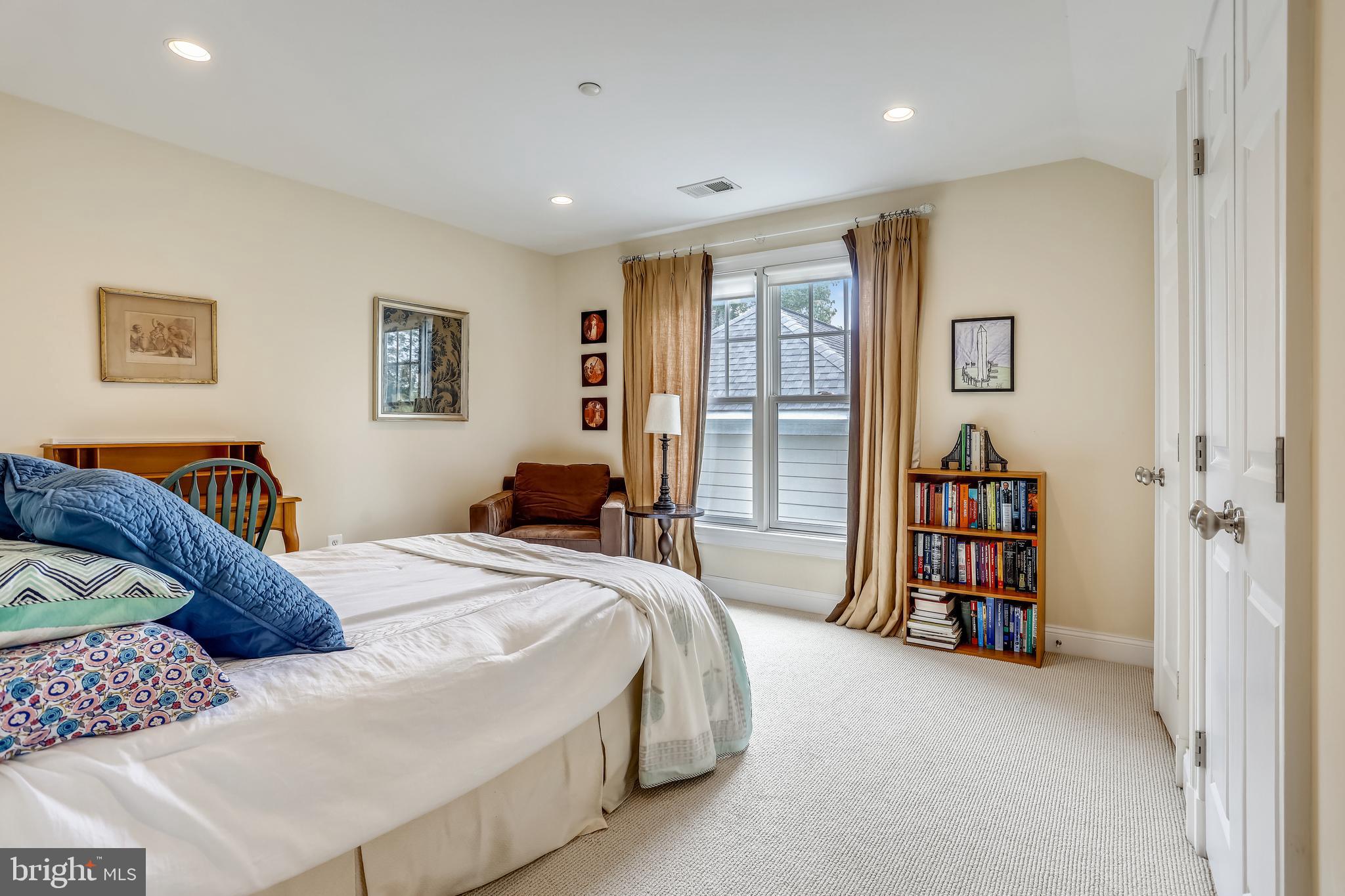 5933 Anniston Road Bethesda, MD 20817 - Photo 31 of 53 5th Bedrrom