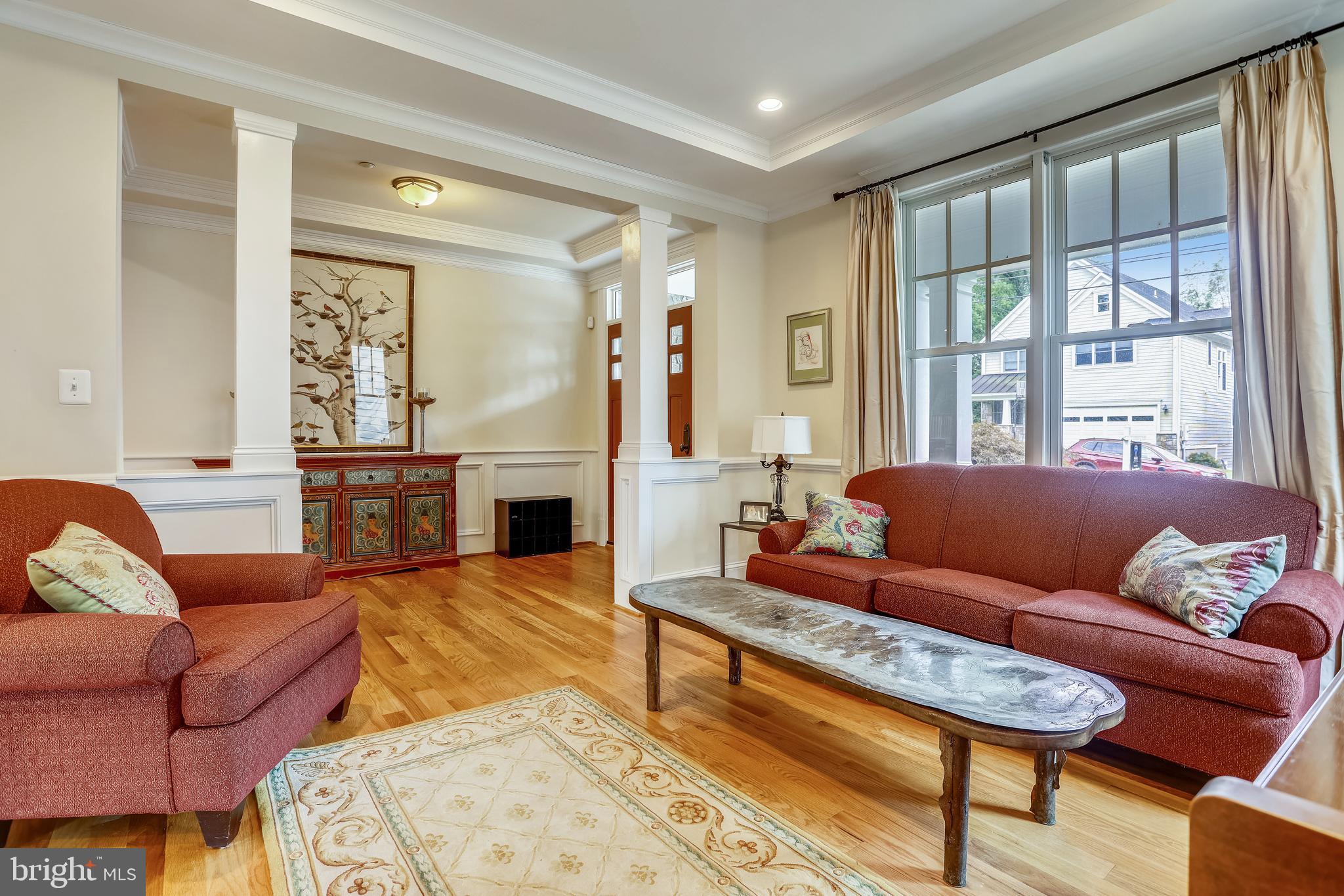 5933 Anniston Road Bethesda, MD 20817 - Photo 5 of 53 Living Room