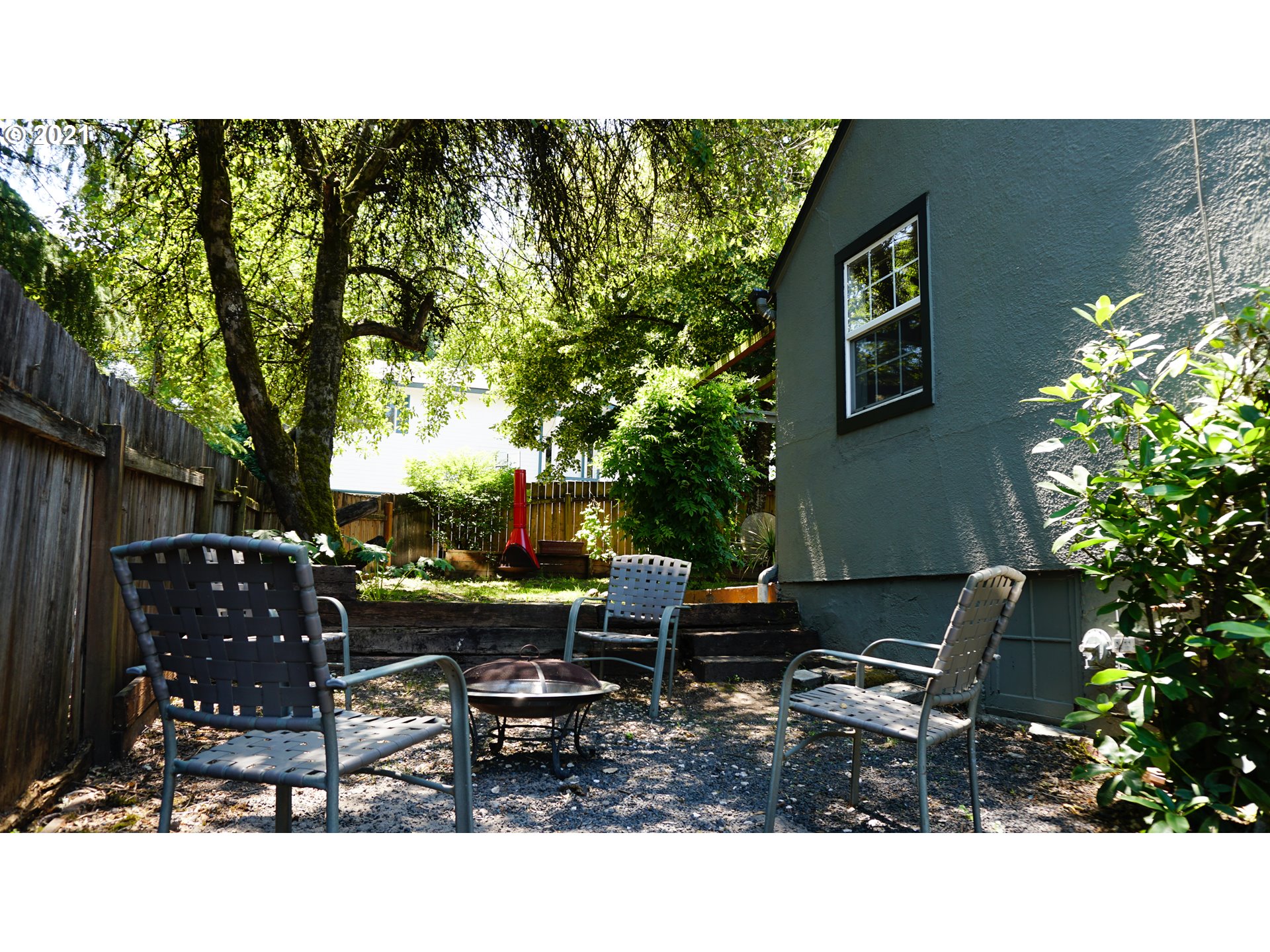 4110 Southwest Huber Street Portland, OR 97219 - Photo 3 of 28 Gallery Image 3