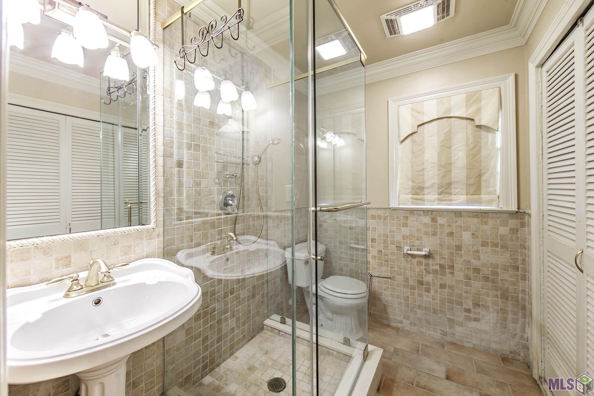 402 Forest Boulevard Houma, LA 70360 - Photo 7 of 10 Gallery Image 7