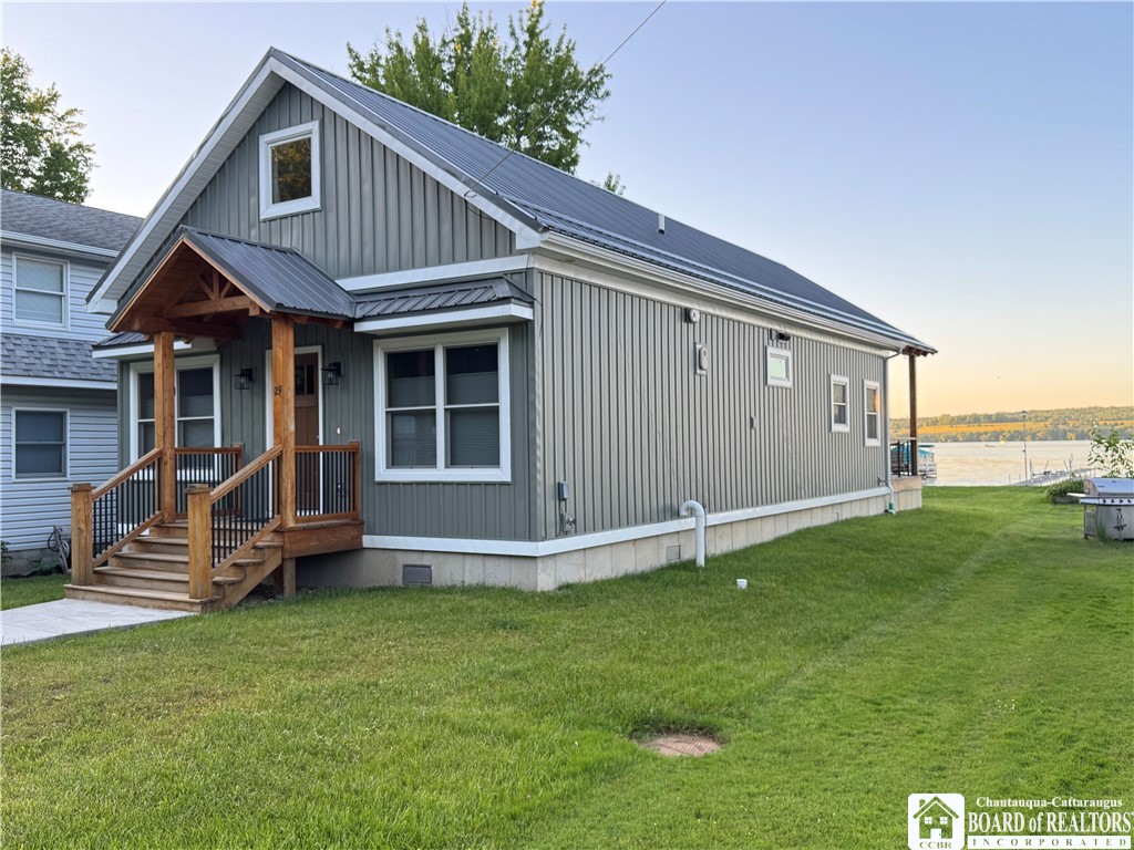 29 Loomis Bay Road Busti, NY 14710 - Photo 1 of 50