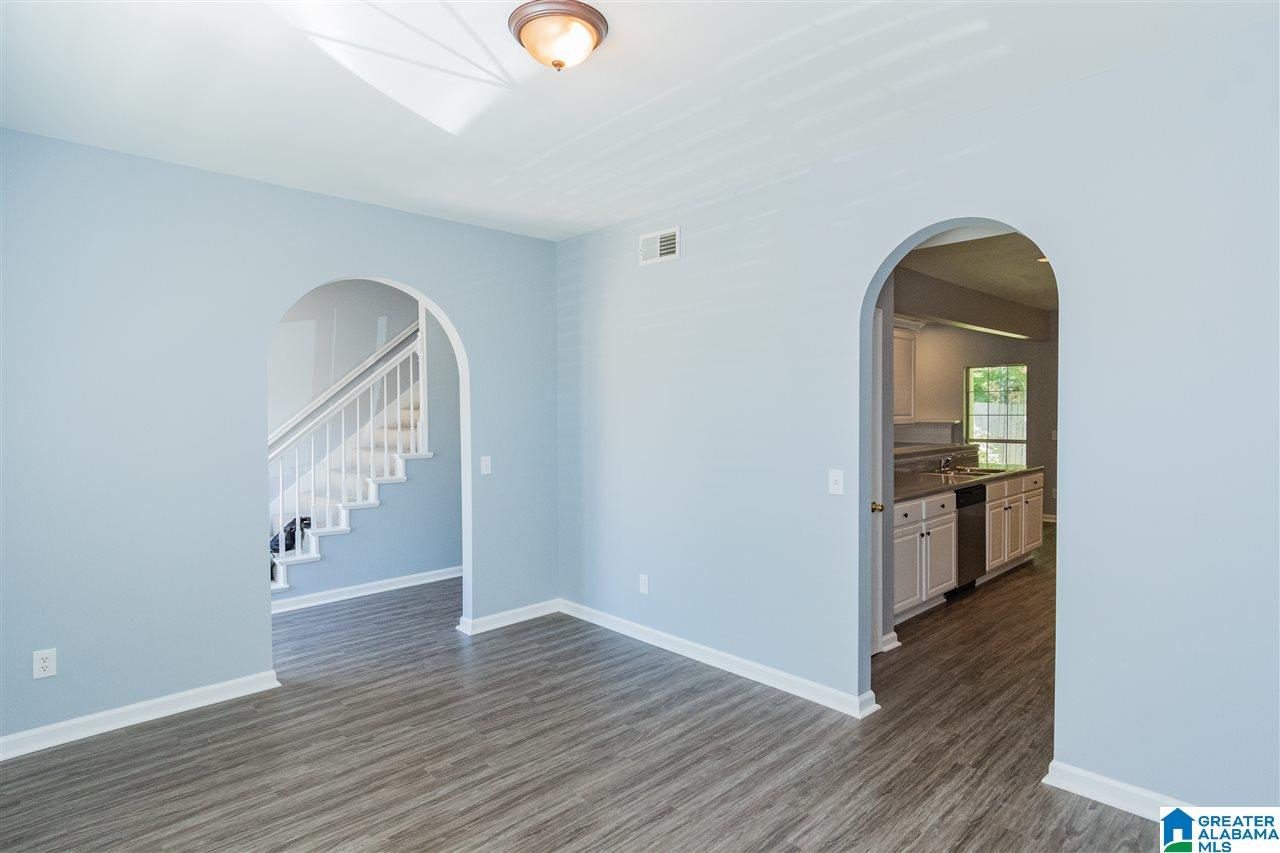431 Cambrian Ridge Trail Pelham, AL 35124 - Photo 14 of 31