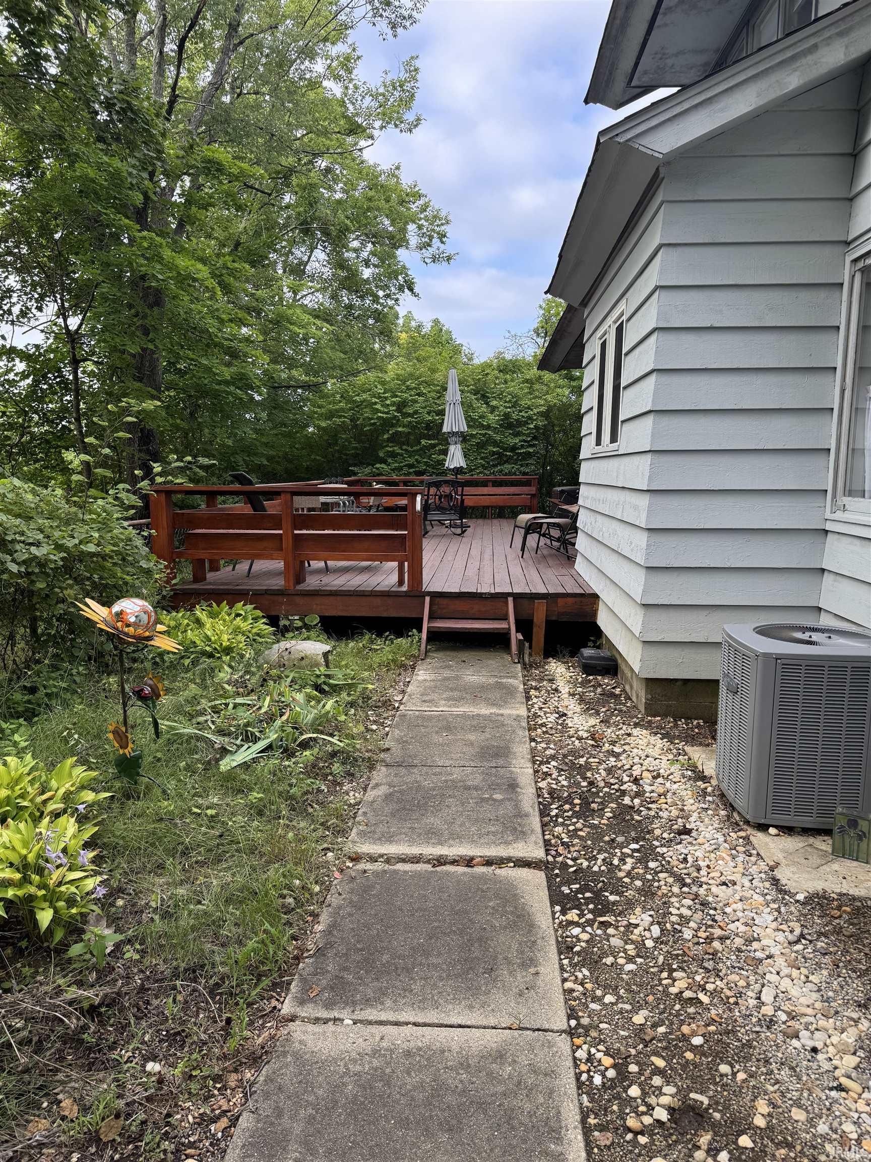 459 East Hill Street Wabash, IN 46992 - Photo 6 of 29