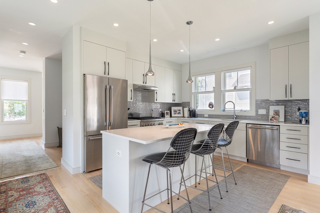9 Jackson Street, Unit 9 Cambridge, MA 02140 - Photo 8 of 33
