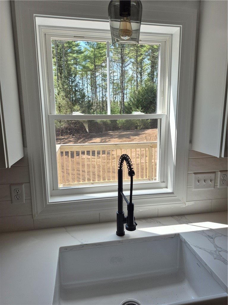 301 Switch Road Richmond, RI 02832 - Photo 5 of 24 Window Over the Kitchen Sink!
