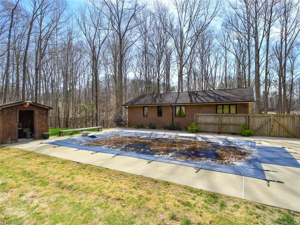 1857 Bethany Road Madison, NC 27025 - Photo 3 of 27