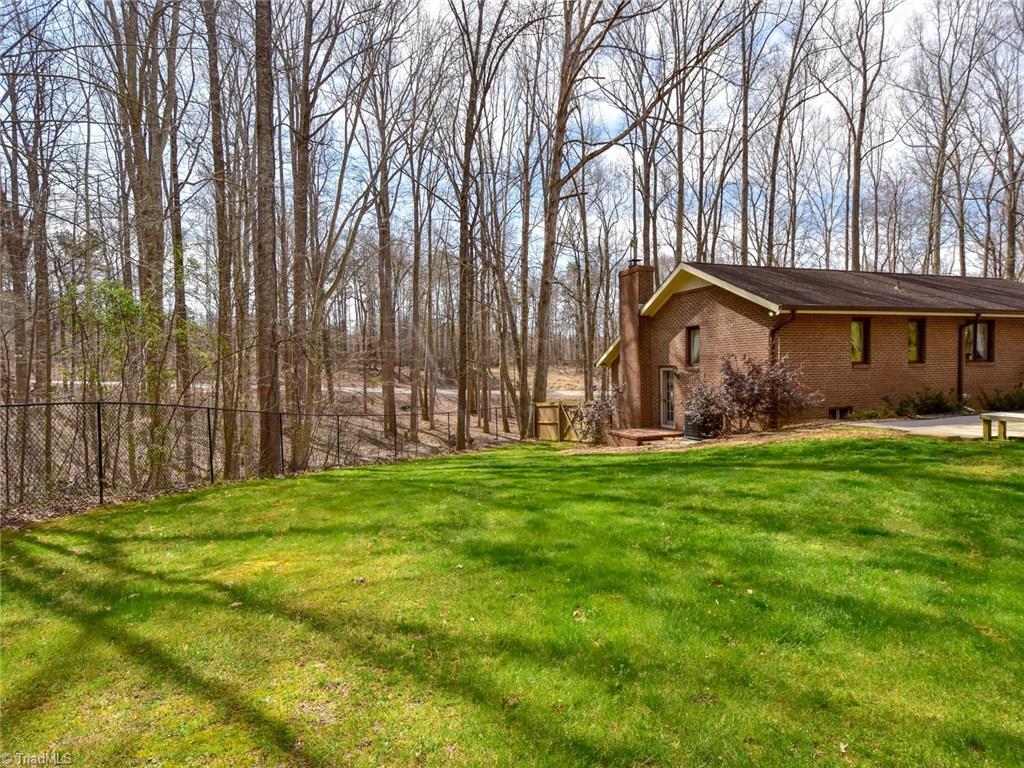 1857 Bethany Road Madison, NC 27025 - Photo 6 of 27