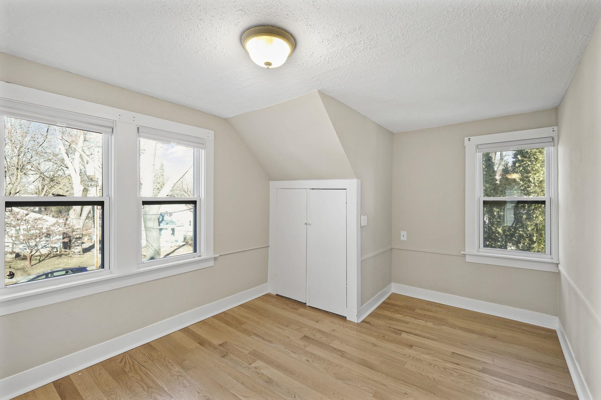 1957 Heath Avenue Madison, WI 53704 - Photo 24 of 40