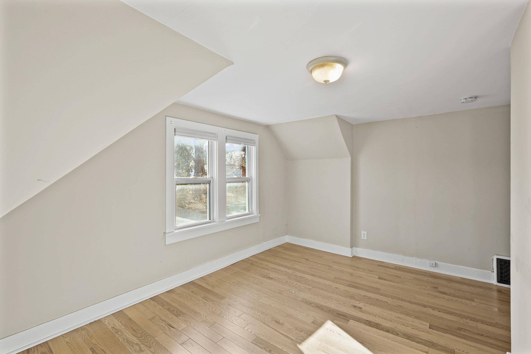 1957 Heath Avenue Madison, WI 53704 - Photo 26 of 40