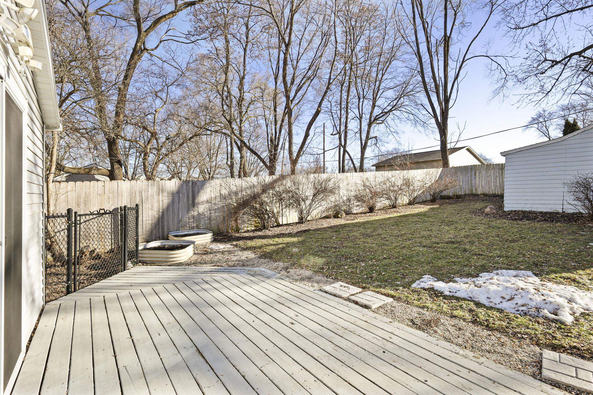 1957 Heath Avenue Madison, WI 53704 - Photo 30 of 40