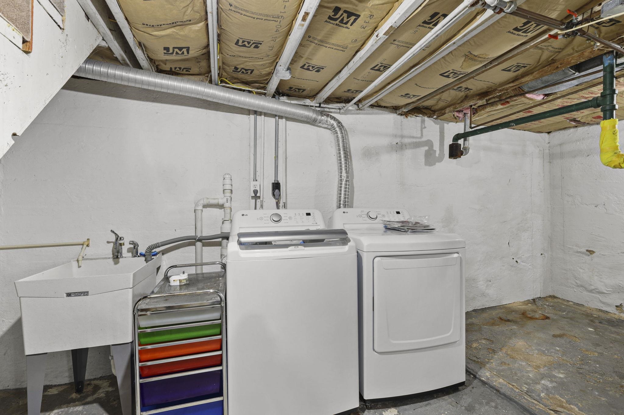 1957 Heath Avenue Madison, WI 53704 - Photo 36 of 40