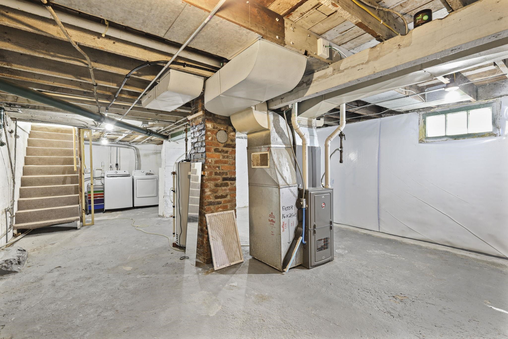 1957 Heath Avenue Madison, WI 53704 - Photo 38 of 40