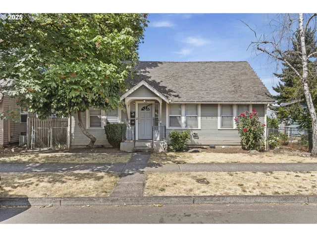$575,000 | 771 21st Street Southeast, Salem, OR 97301