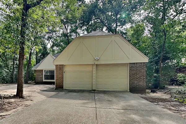 $2,295 | 2 River Birch Lane, Spring, TX 77380