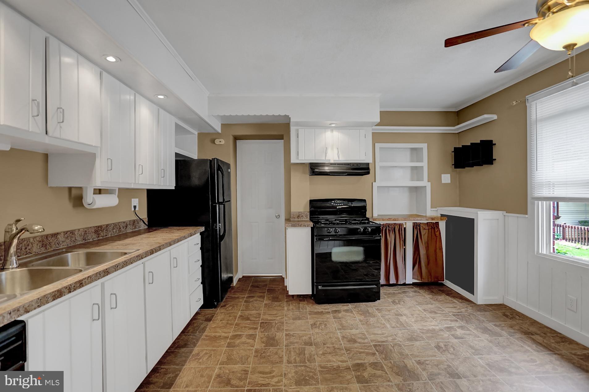 1136 Fern Avenue Reading, PA 19607 - Photo 11 of 30