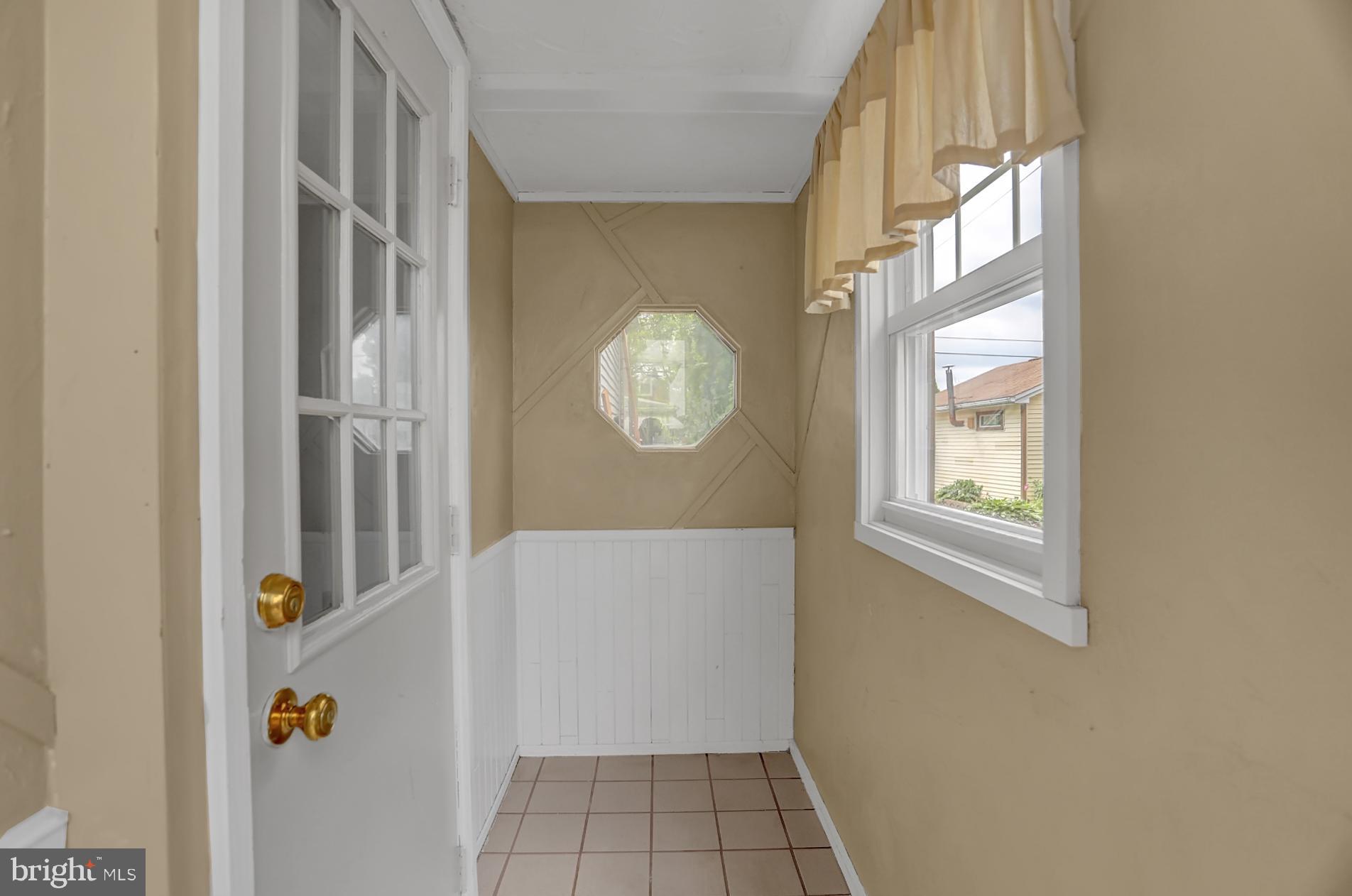1136 Fern Avenue Reading, PA 19607 - Photo 5 of 30