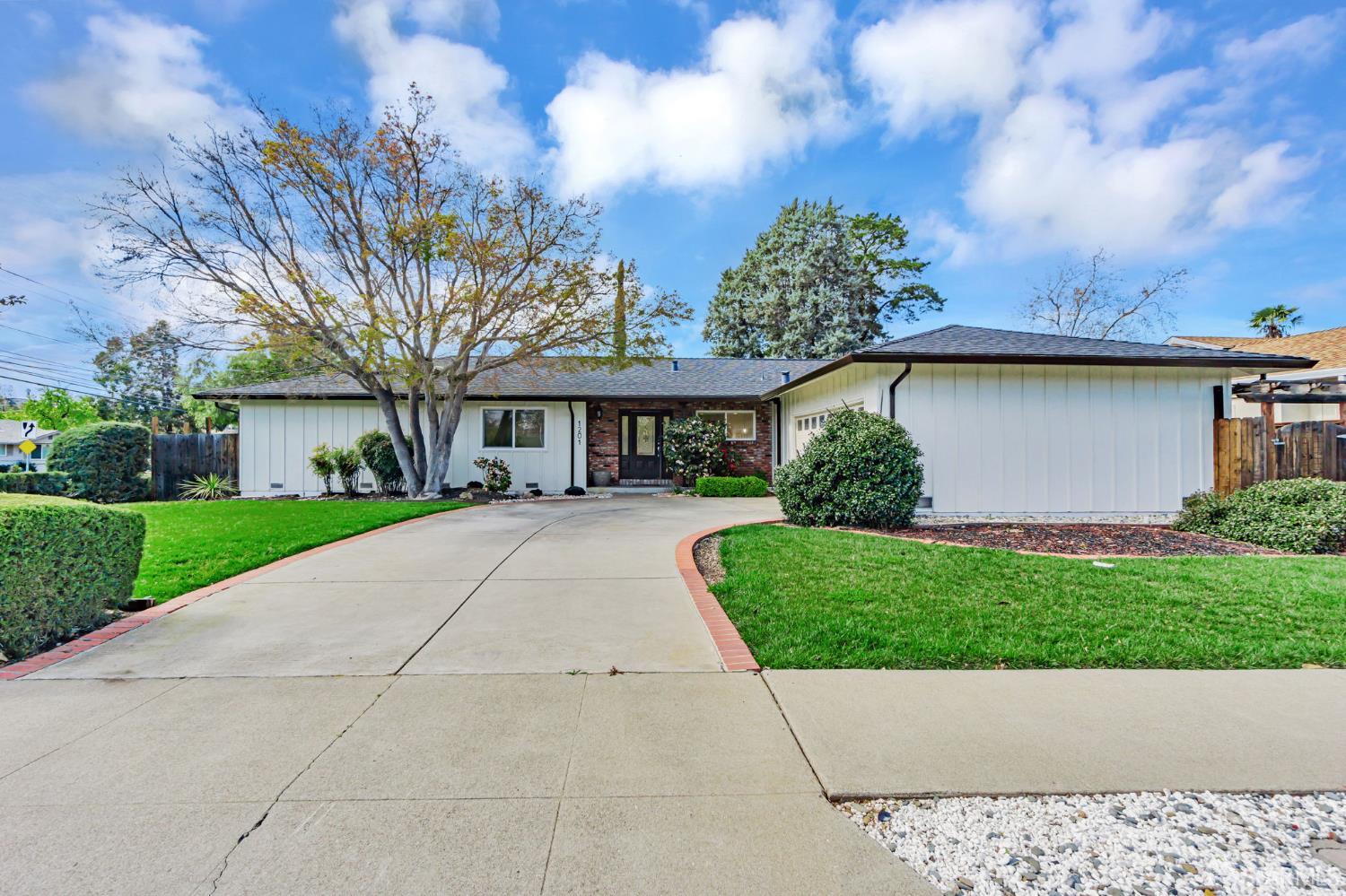 1201 Sheridan Road Concord, CA 94518 - Photo 1 of 15