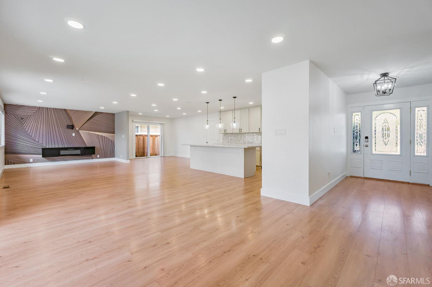 1201 Sheridan Road Concord, CA 94518 - Photo 2 of 15