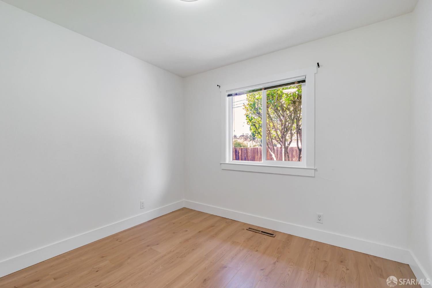 1201 Sheridan Road Concord, CA 94518 - Photo 8 of 15