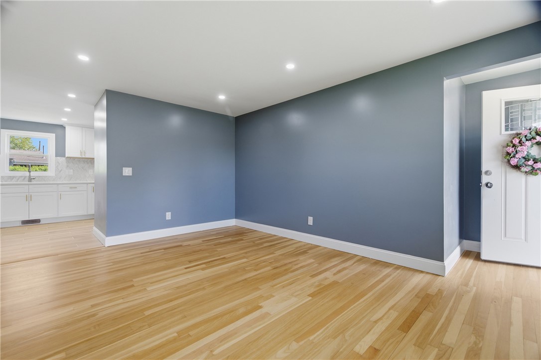 10 Wagon Wheel Lane Woonsocket, RI 02895 - Photo 32 of 50