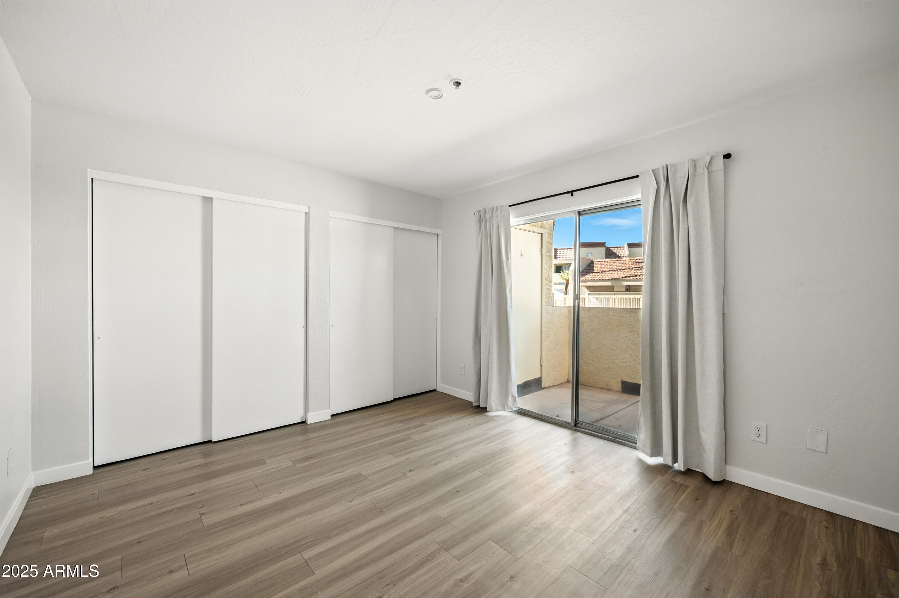 12123 West Bell Road, Unit 221 Surprise, AZ 85378 - Photo 5 of 18 221 Primary Bedroom
