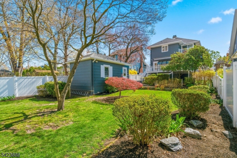 76 Montross Avenue Rutherford, NJ 07070 - Photo 31 of 36