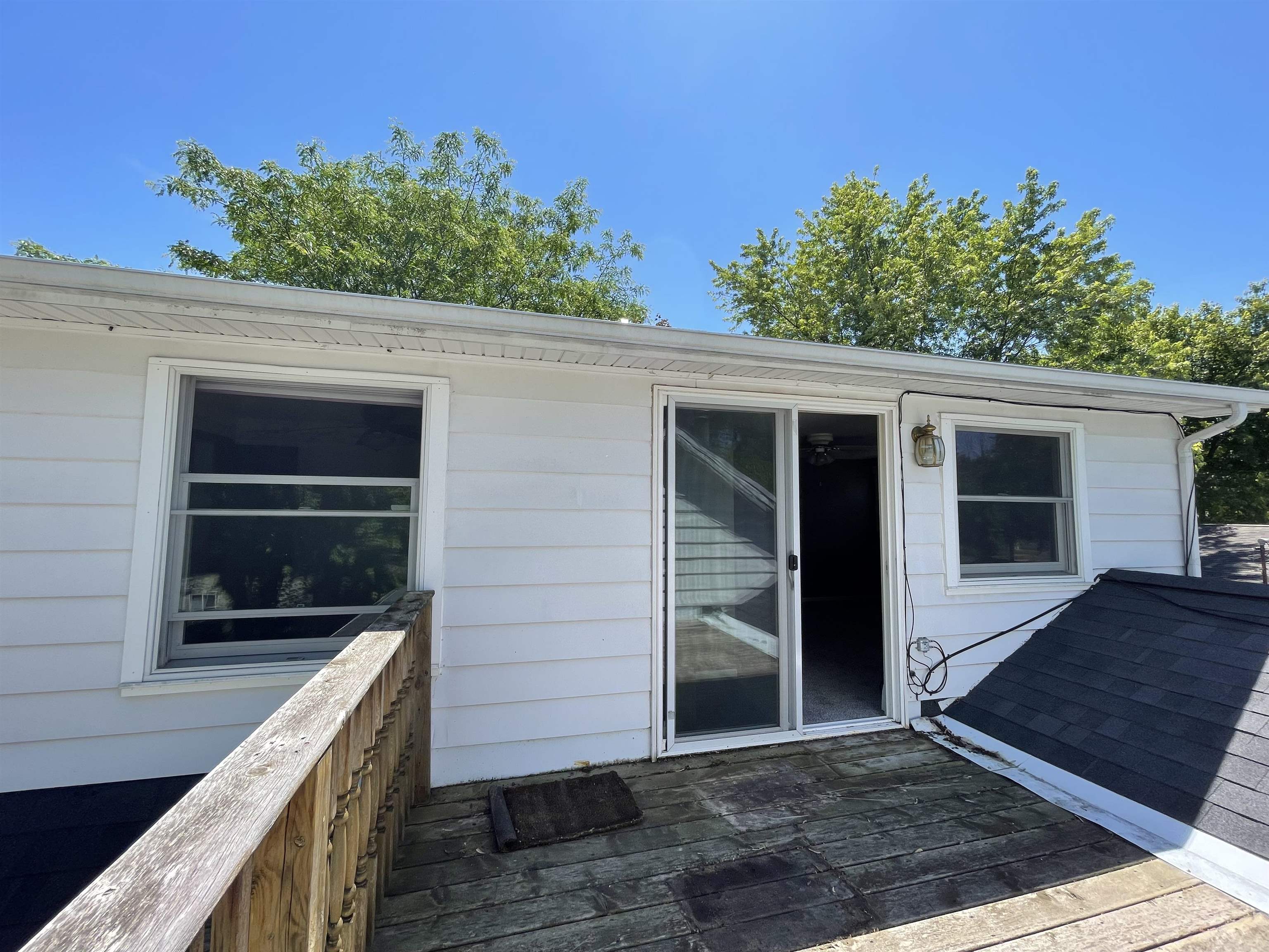 218 John R Boulevard Clare, MI 48617 - Photo 39 of 64 1901361-38.JPG