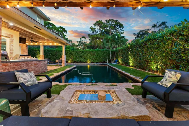 $1,850,000 | 136 Via Catalunha, Jupiter, FL 33458