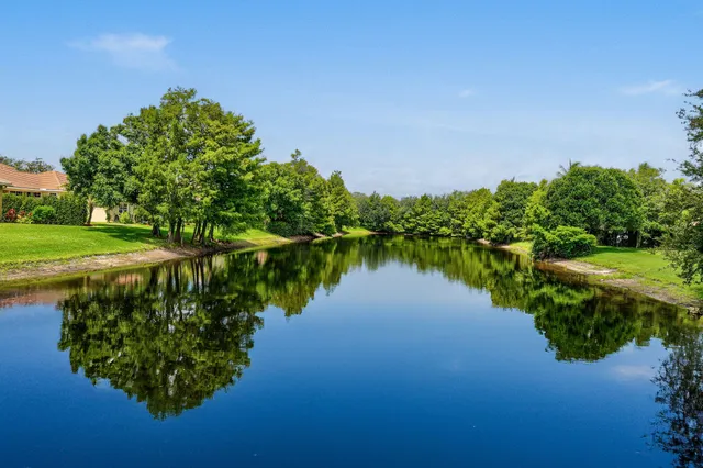 $1,850,000 | 136 Via Catalunha, Jupiter, FL 33458